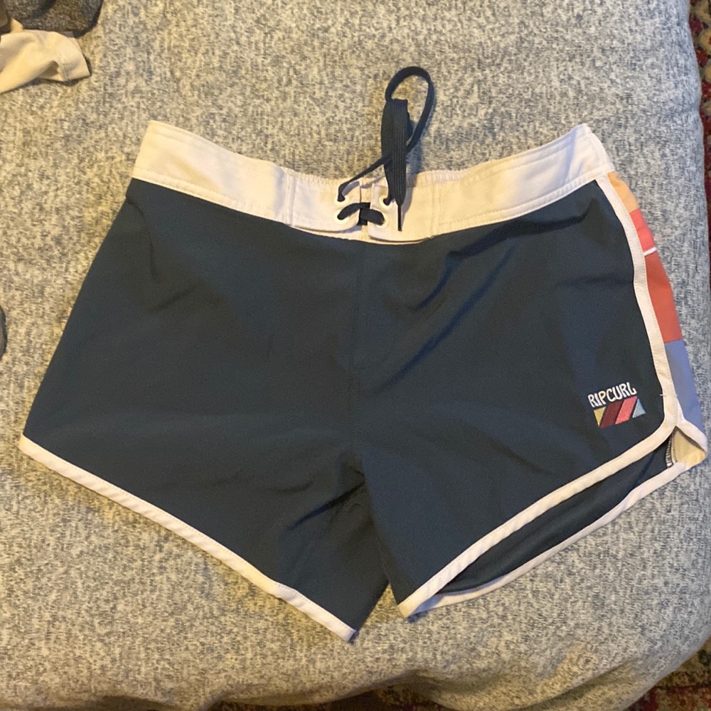 Retro rip curl board shorts - women’s medium